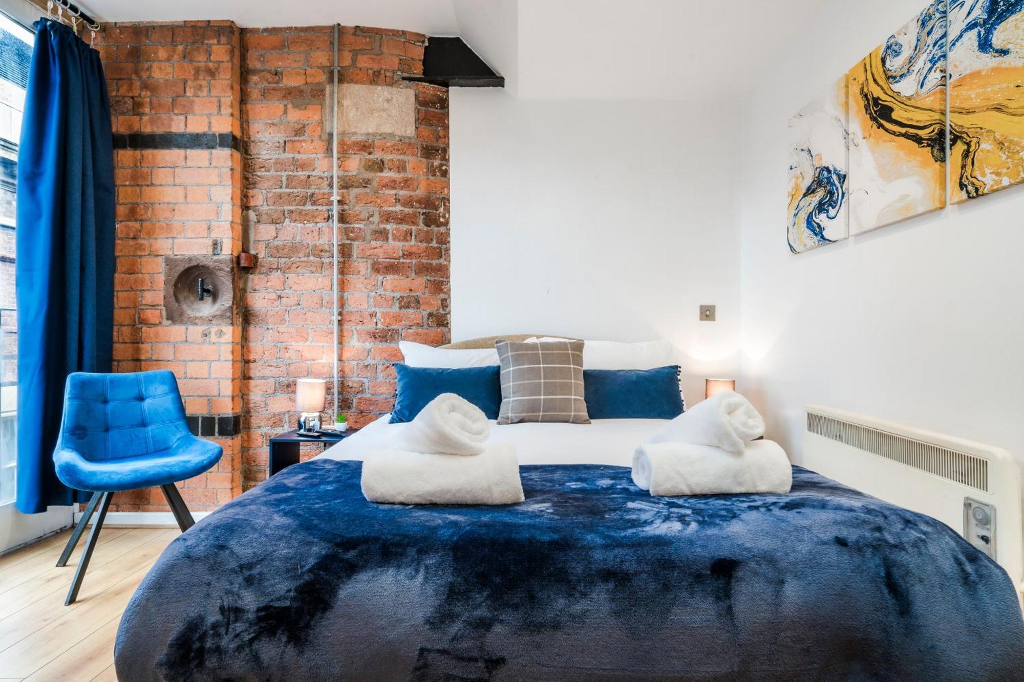 Cavern Quarters, Beautiful Two Bedroom City Centre Apartment By Garudy Serviced Apartments And Short Lets - Perfect For Longer Stays Liverpool Exterior photo